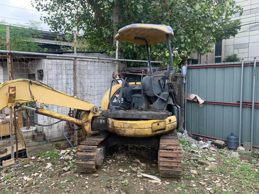 Komatsu Backhoe PC30MR