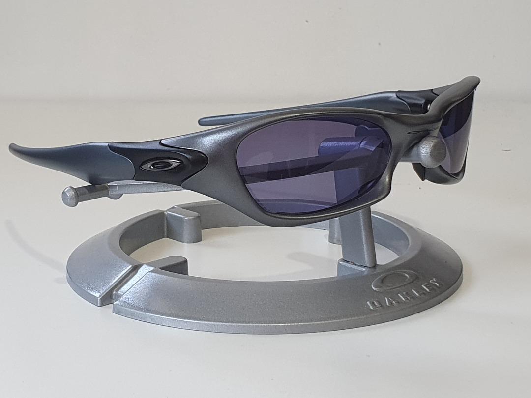 Oakley Valve 1.0 Sunglasses (classic)Image3