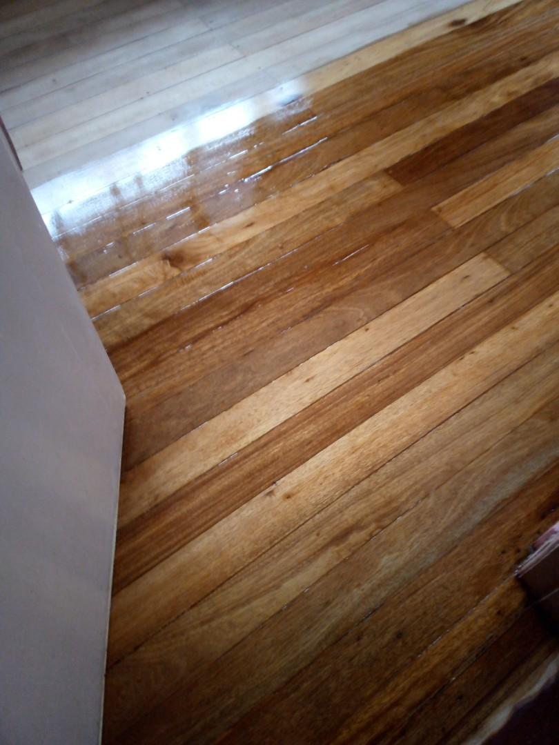 Narra wood parquet and planks and sanding servicesImage2