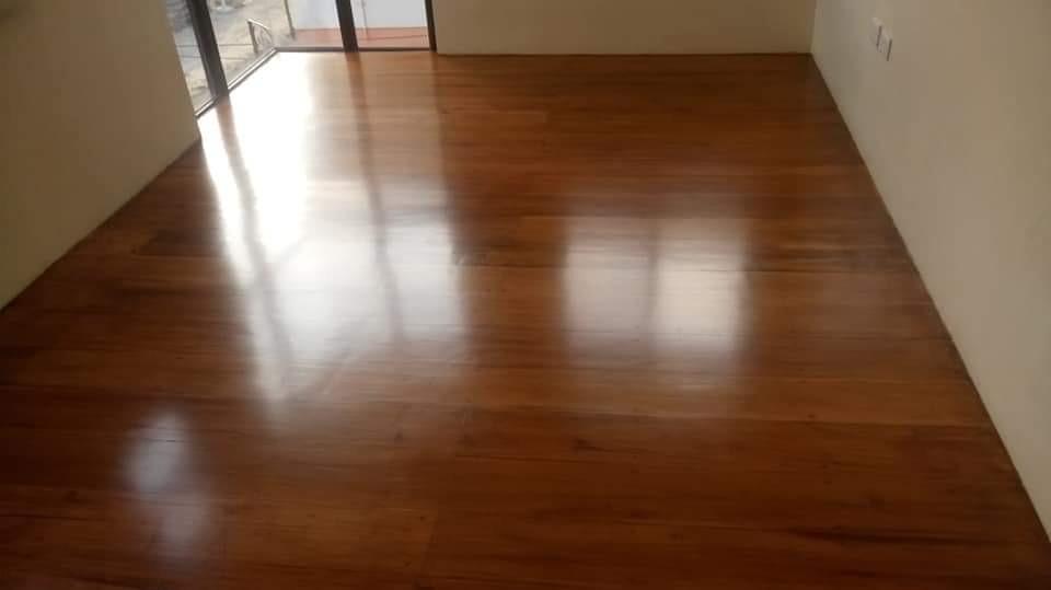 Supplier of Solid wood planks for Flooring and Stairs Sanding Installation and Varnishing ServicesImage3