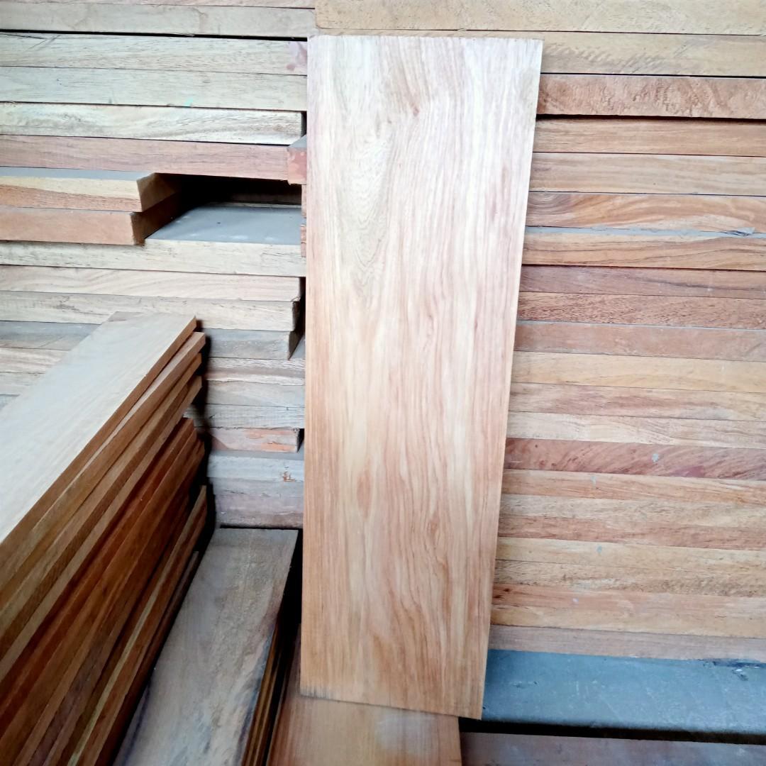 Solid wood planksImage3