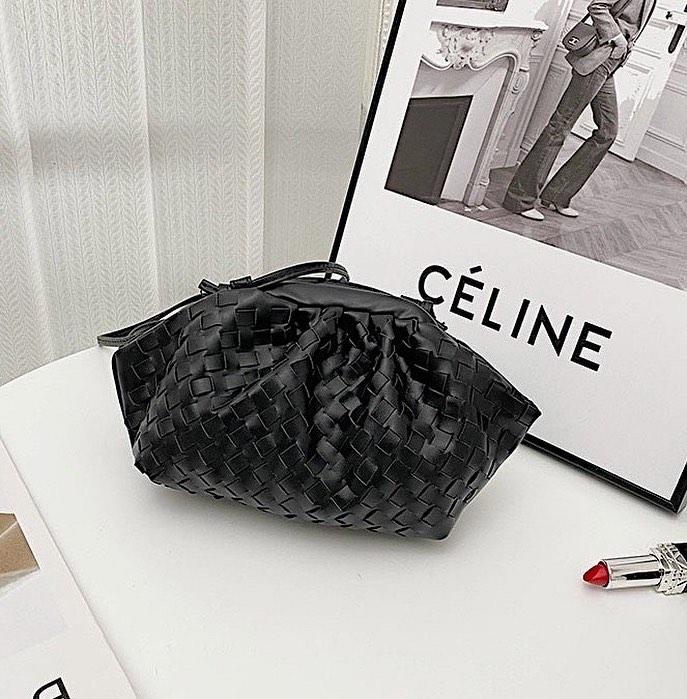 High Quality Leather Weave Clamp Cross body Bag