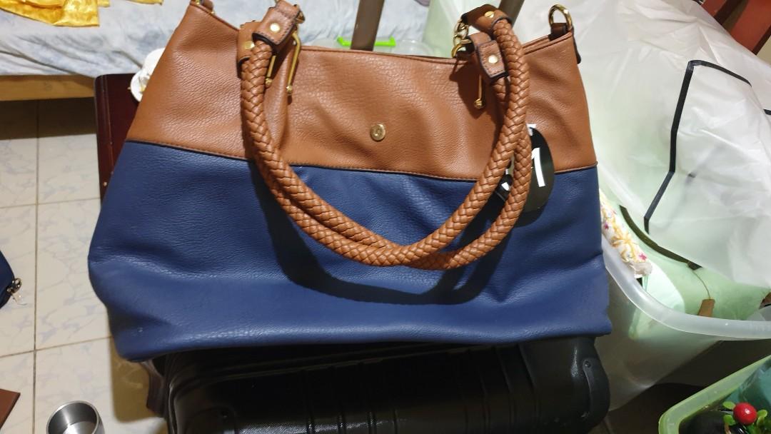 Wilsons Leather Black Rivet 3-in-1 Handbag Shoulder Bag Tote Zipper Carry-All  \nBrown +blueImage2