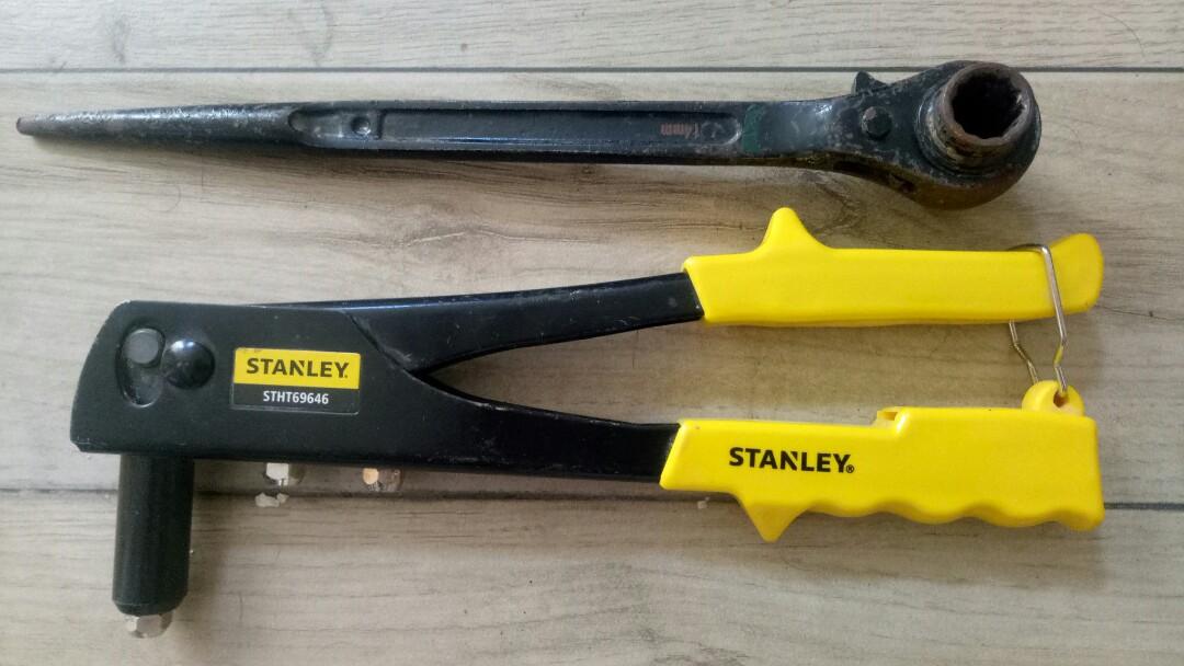 Scaffolder wrench & Stanley RiveterImage2