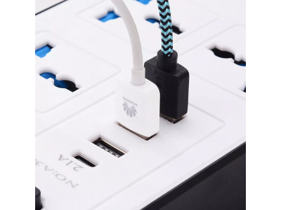 High Quality 4 Outlets and 3 USB Universal Switched Electrical Extension Sockets Power A37  StripImage4