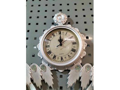 wall clock (wings design)Image2